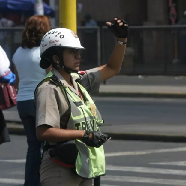 mas que una mujer